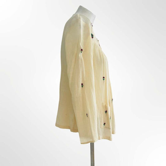 Vintage 1970s Cream Cotton Floral Embroidered Button-Down Blouse Boho Prairie