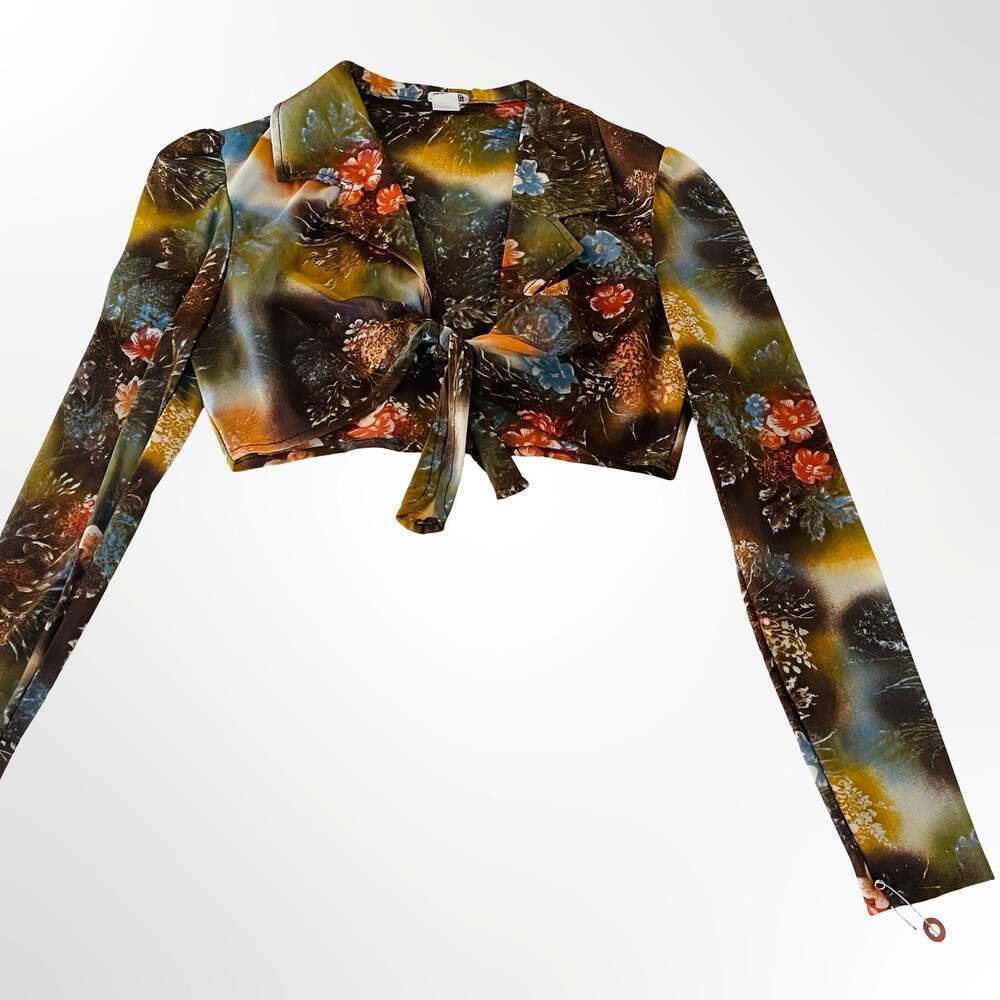Vintage Floral Print Long Sleeve Tie-Front Crop Top