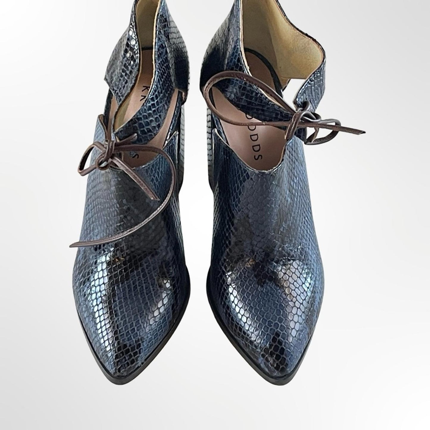 KK DODDS Pointed Toe Cutout Heels in Navy Snake Print in 6.5