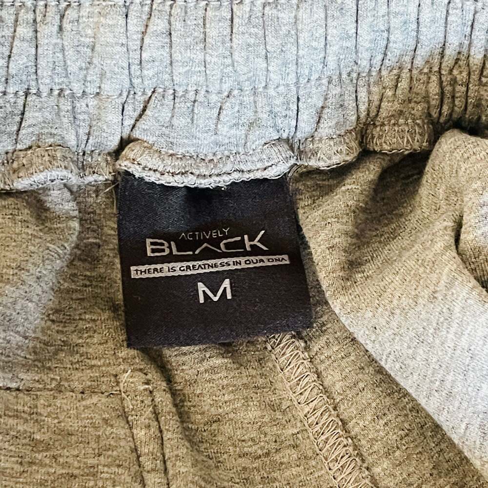 Actively Black Men's Sleeveless Hooded Tank Top and Shorts Two-Piece Set