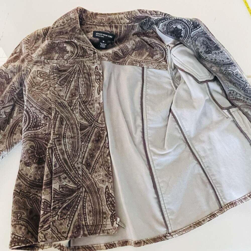 Jones New York Signature Full Zip Paisley Print Velvet Jacket
