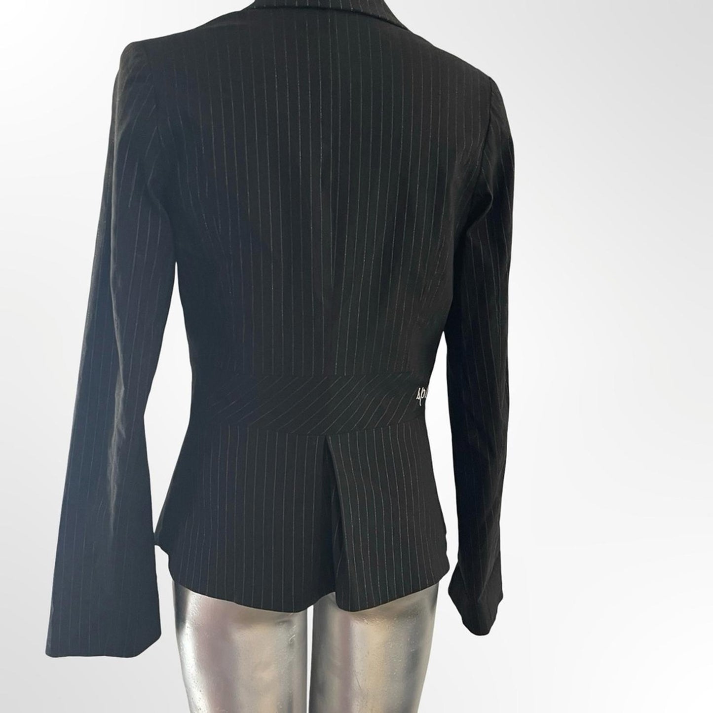 Elegant Turners Black Women's Blazer size M-L