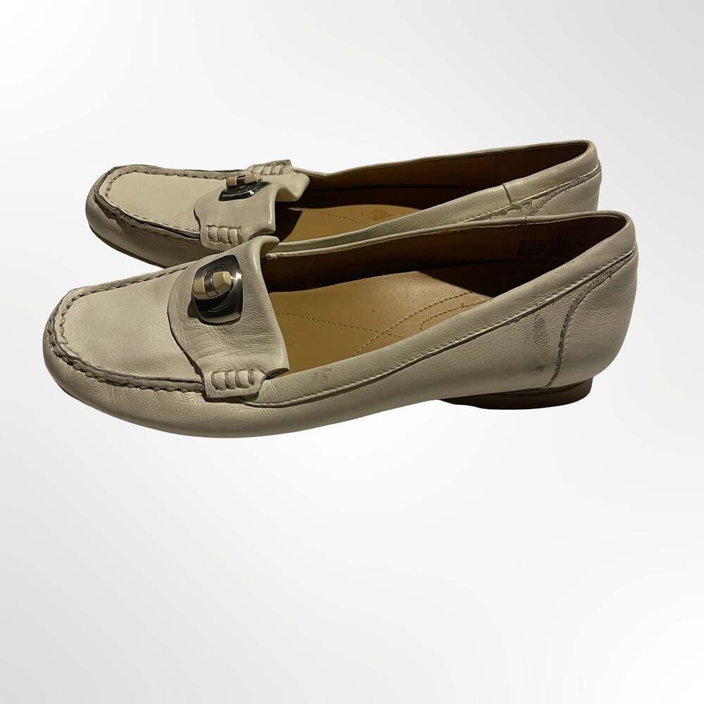 Naturalizer N5 Comfort Cream Leather Moccasin Loafers