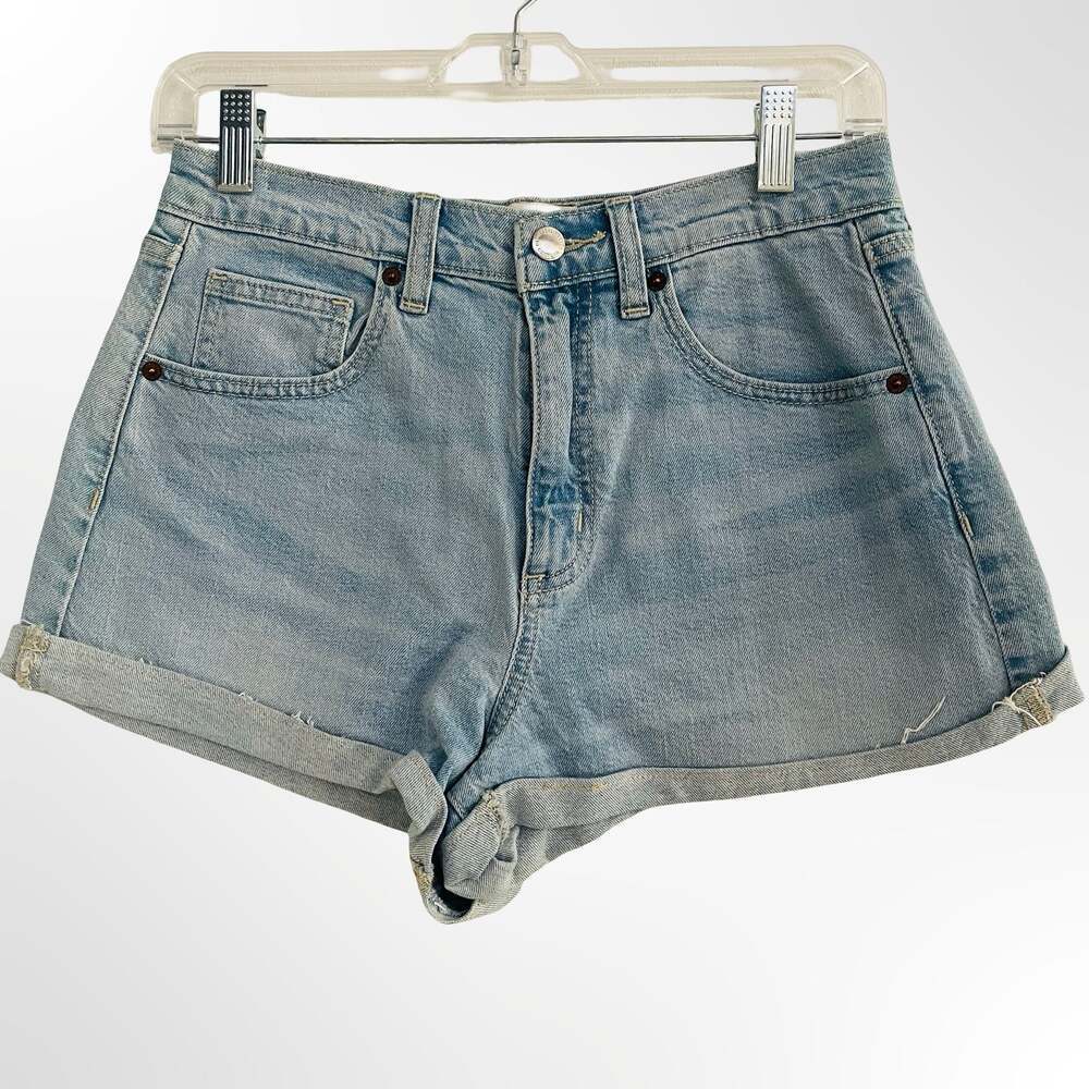 Universal Thread 90s Cutoff Jean Shorts Light Wash Cuffed Size 4/R