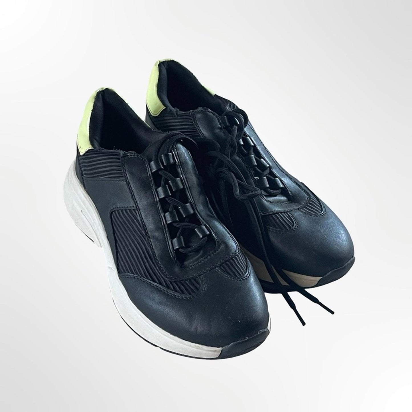 Forever 21 Women's Black Athletic Shoes in size 7
