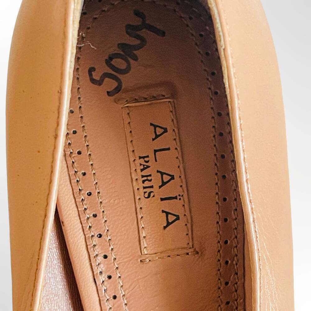 Alaïa Paris Beige Leather Platform Stiletto Pumps