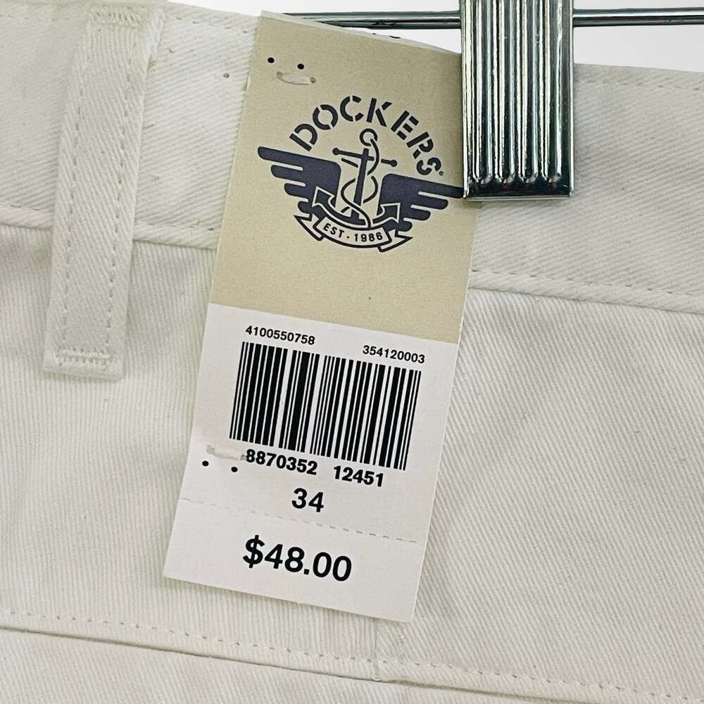 Dockers Men's Perfect Short Classic Fit in White