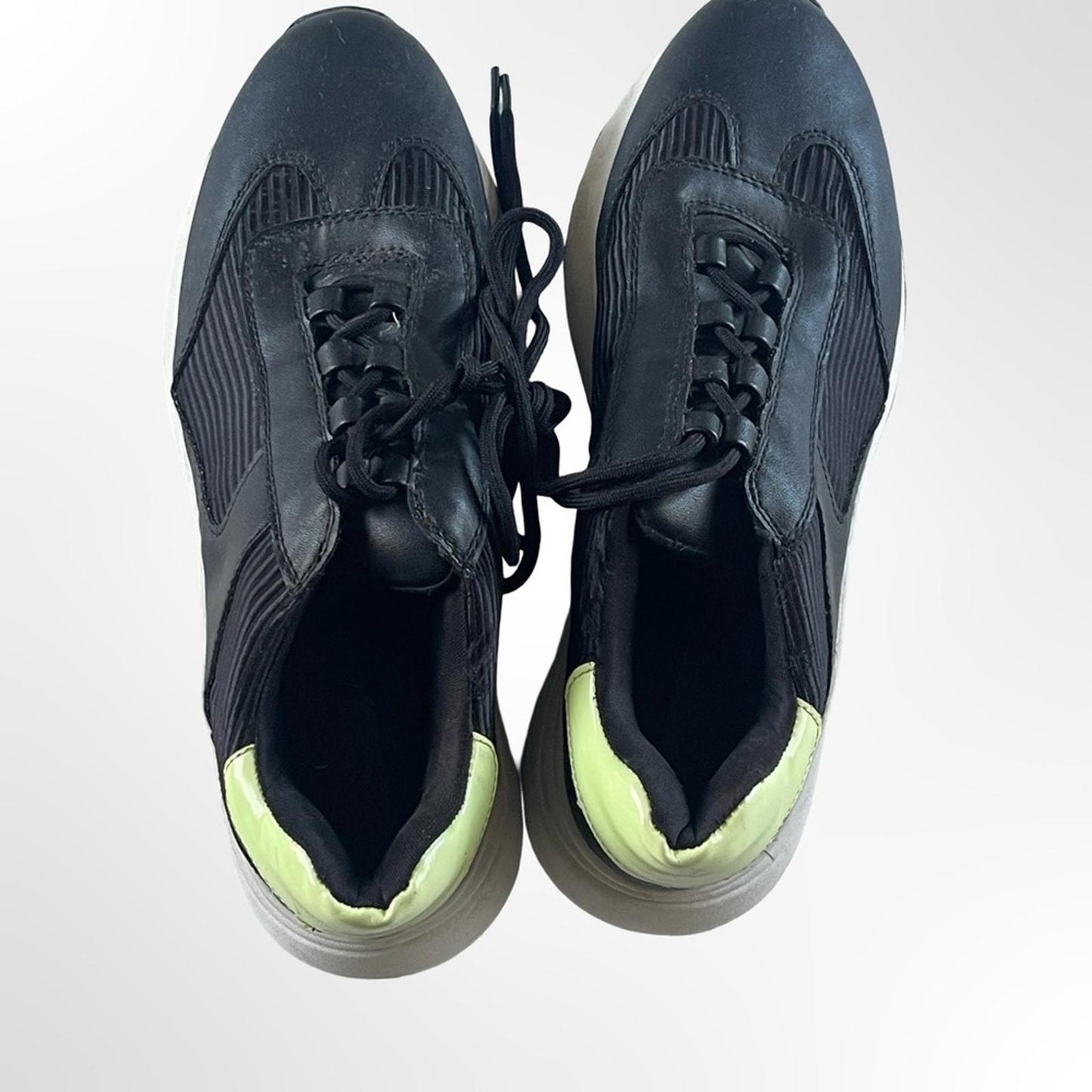 Forever 21 Women's Black Athletic Shoes in size 7