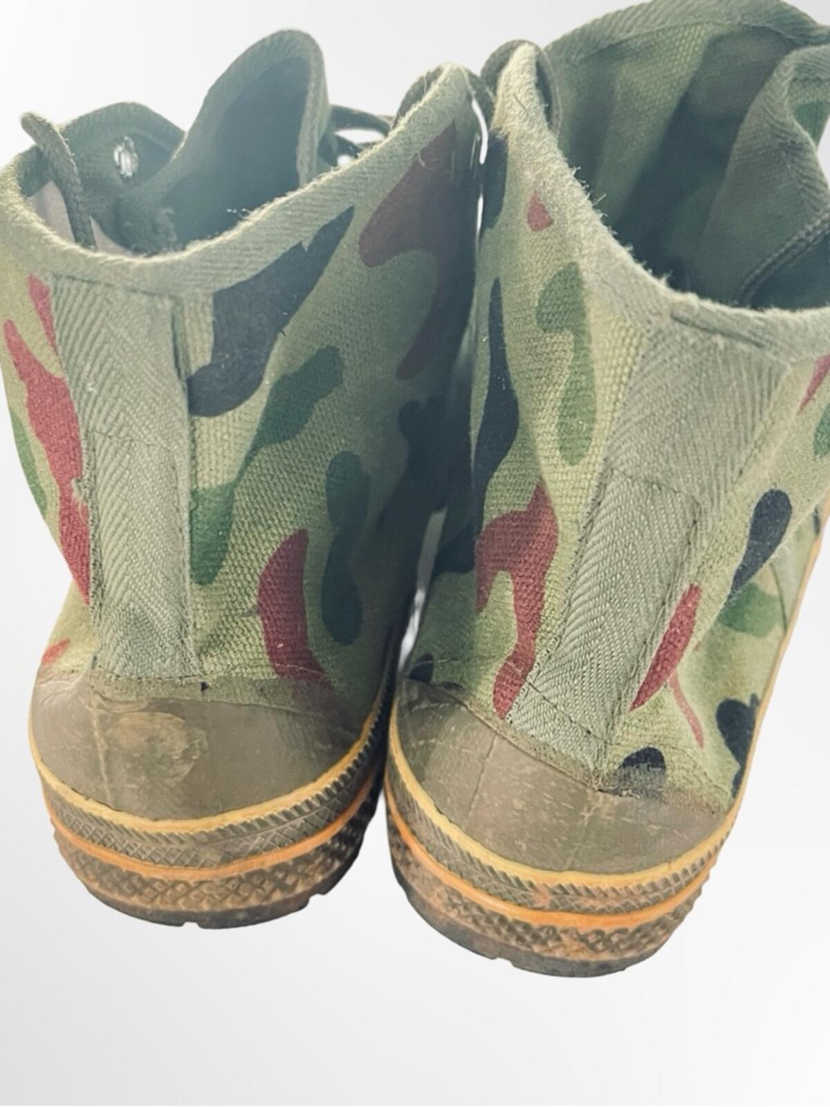 Men's Camouflage High-Top Athletic Sneakers - Green Camo