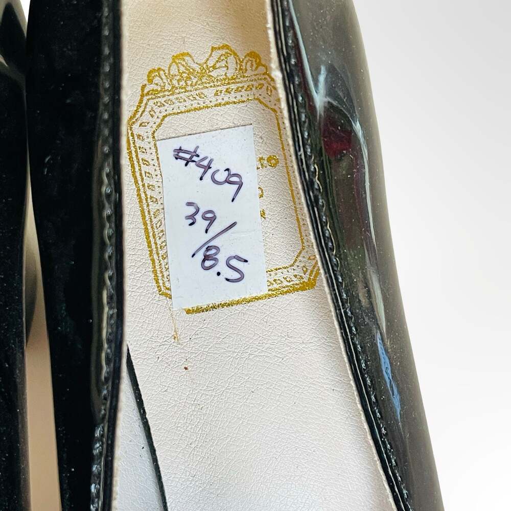 Sinnjato Black Patent Leather Pointed Toe Block Heel Pumps