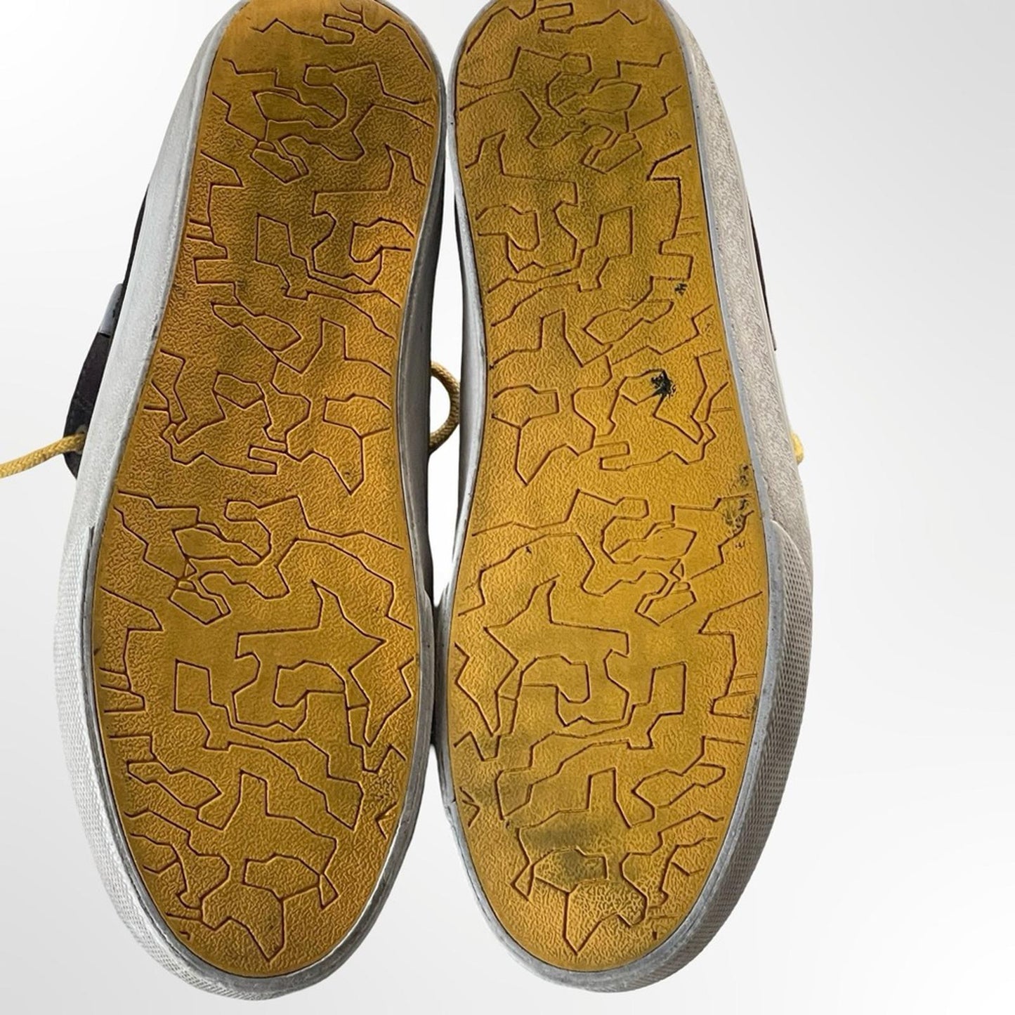 Bob Marley Men's Brown High-Top Sneakers in size 7.5