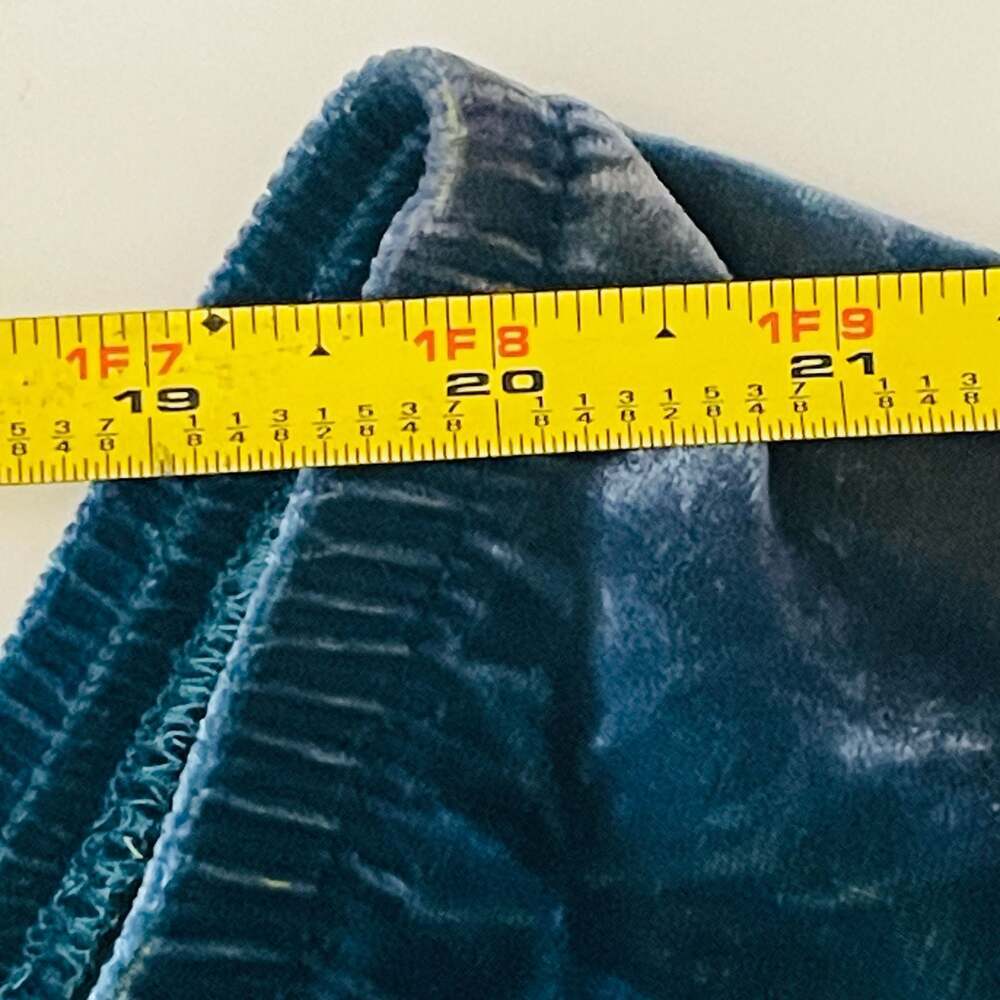Marrika Naki Vintage 100% Silk Teal Velvet Ruched Ruffle Hem Top
