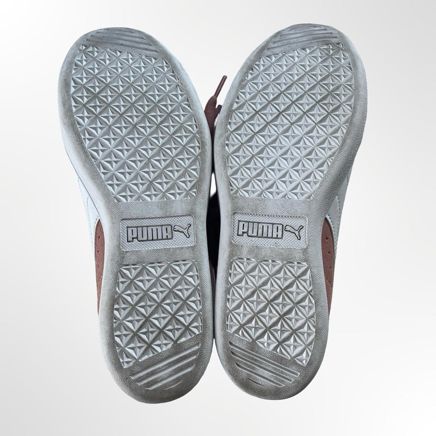 Puma Women's Blush Pink Sneakers in size 6.5