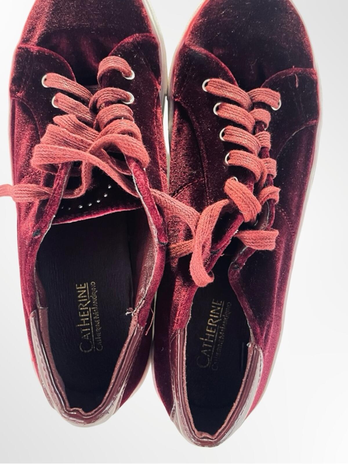 Catherine Malandrino Burgundy Velvet Slip-On Sneaker in 7.5