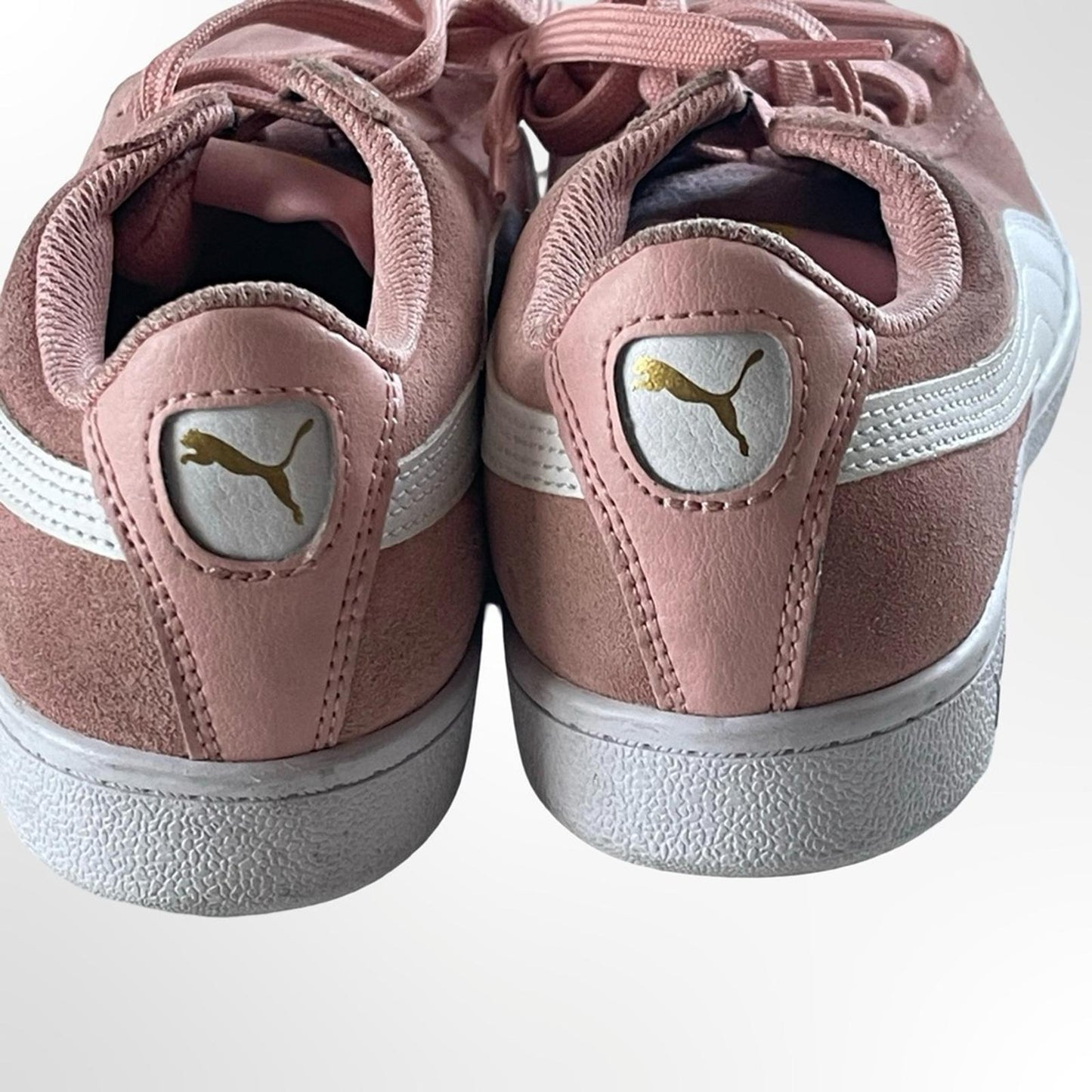 Puma Women's Blush Pink Sneakers in size 6.5
