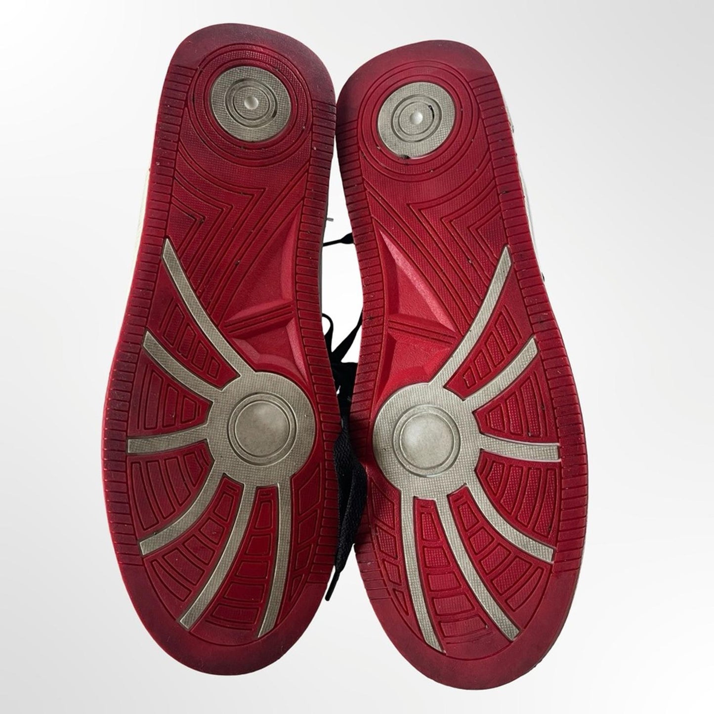 Vitike Red and White High-Top Sneakers in size 11