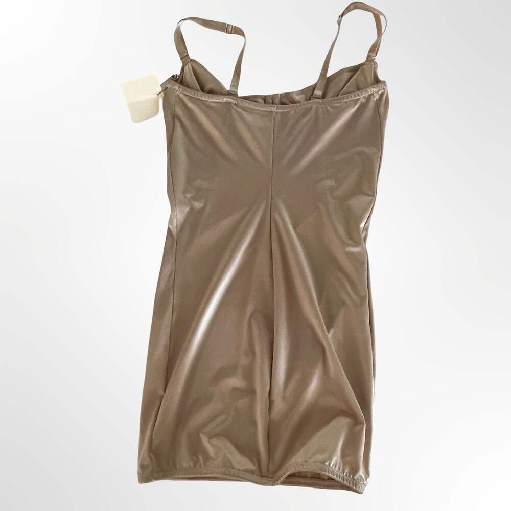 Delicates Underwire Contour Shapewear Camisole Slip