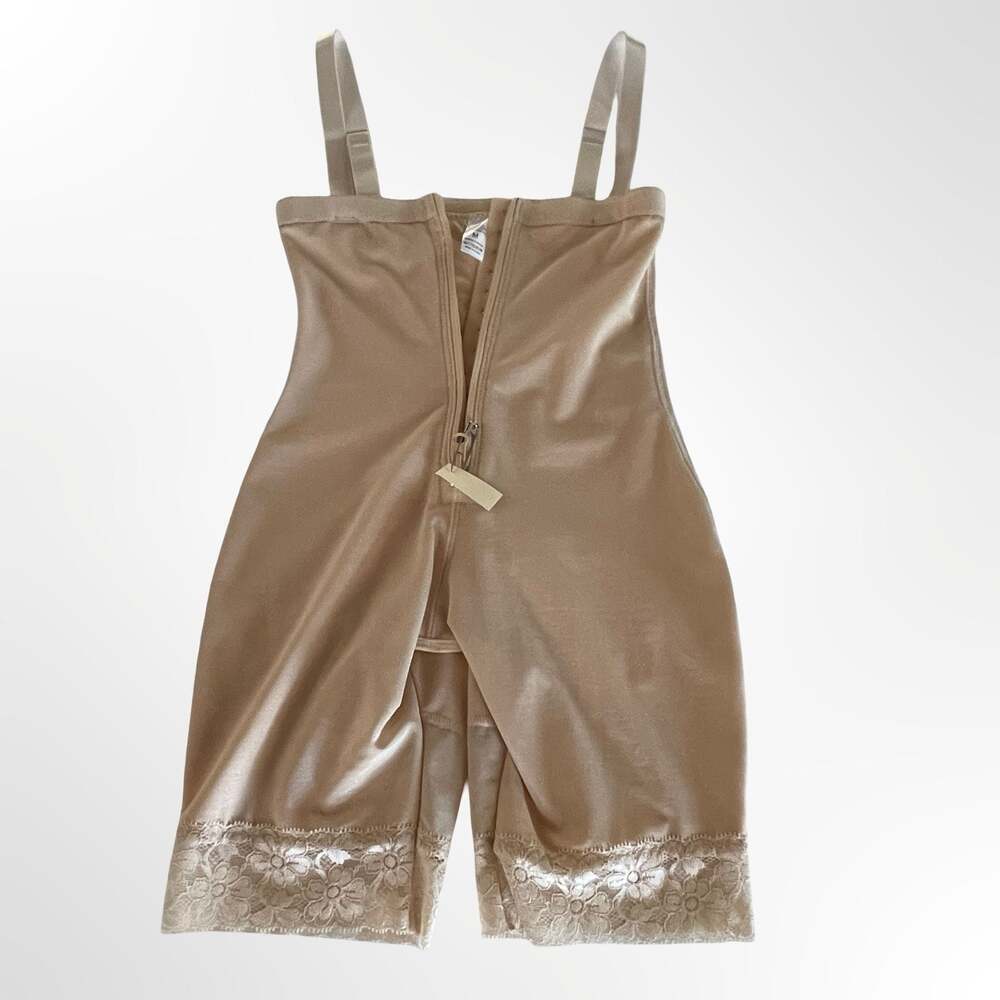 Women's High-Waisted Butt Lifting Shapewear Bodysuit with Zipper and Lace Trim