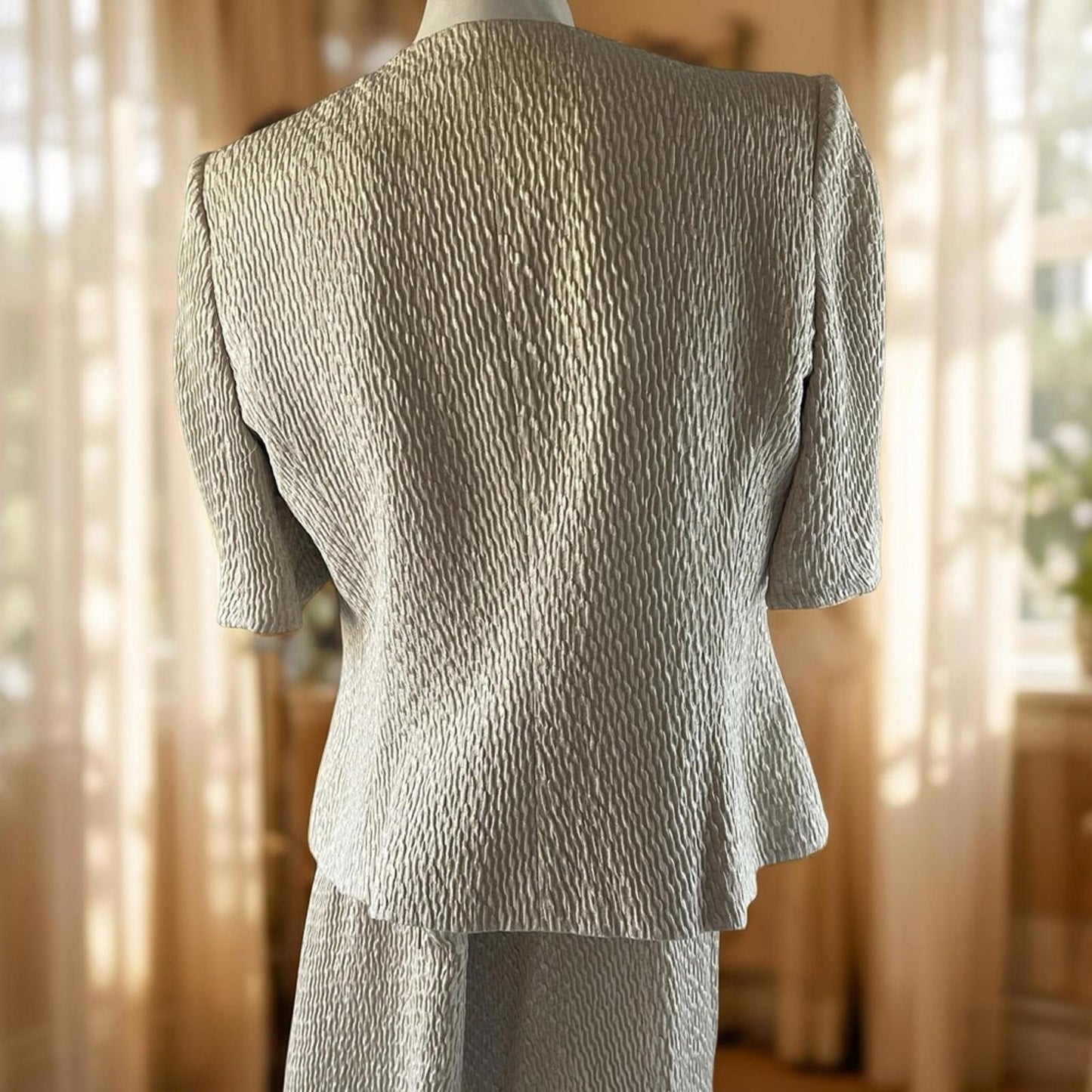 Vintage Armani Collezioni Cream Textured 2pc Suit