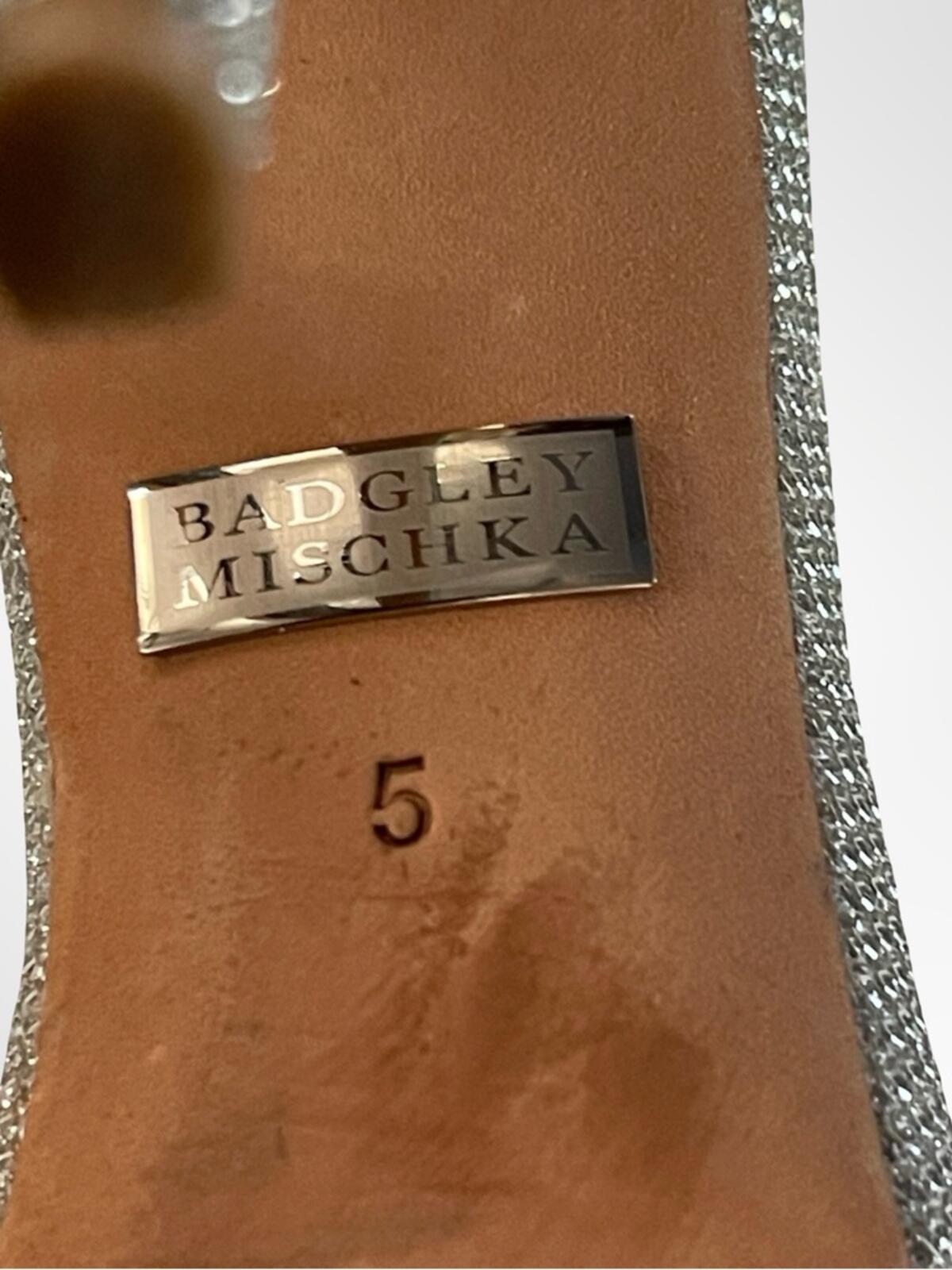 Badgley Mischka Silver Glitter Strappy Heels in size 5