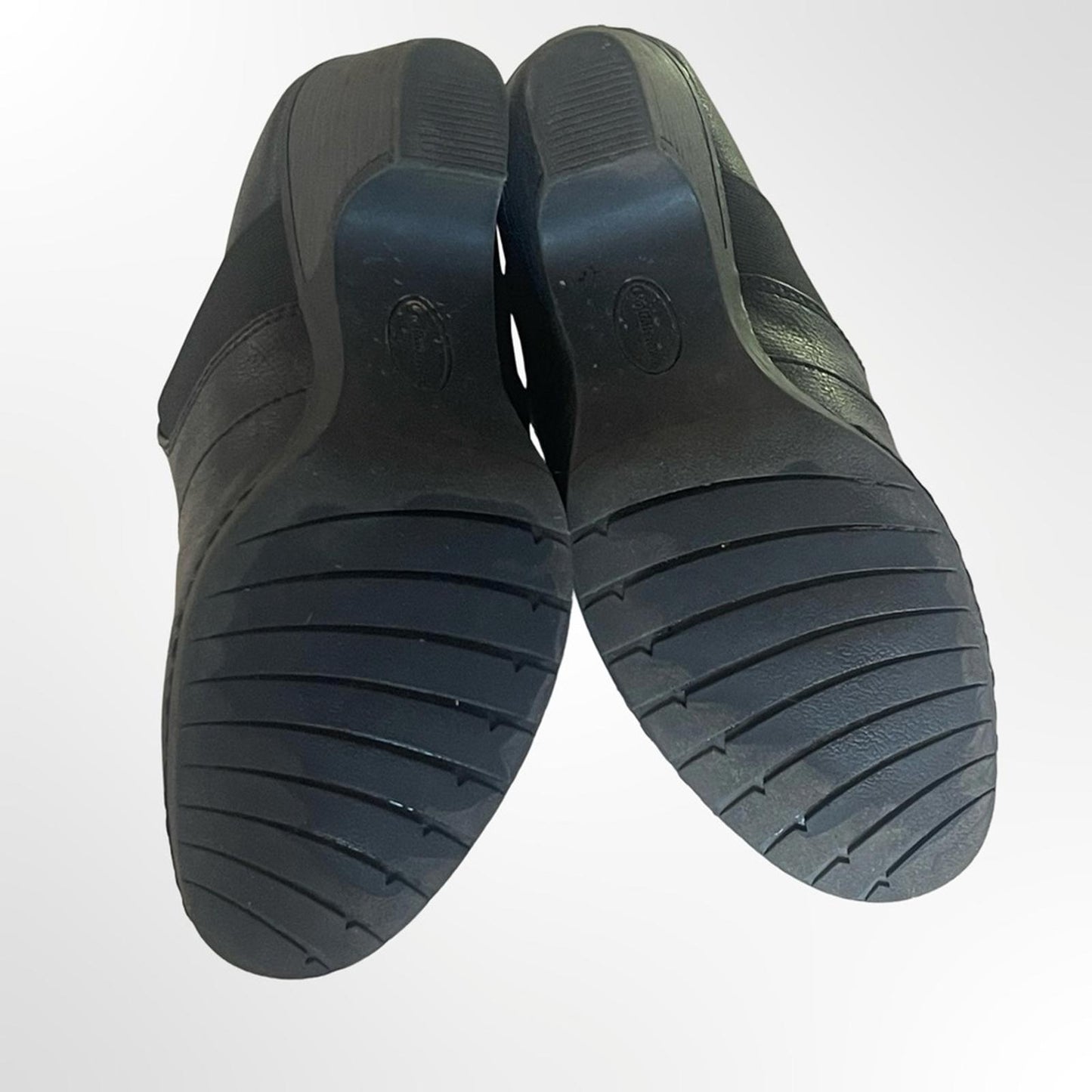 Croft & Barrow Leather Slip-On Heel Shoes in size 9