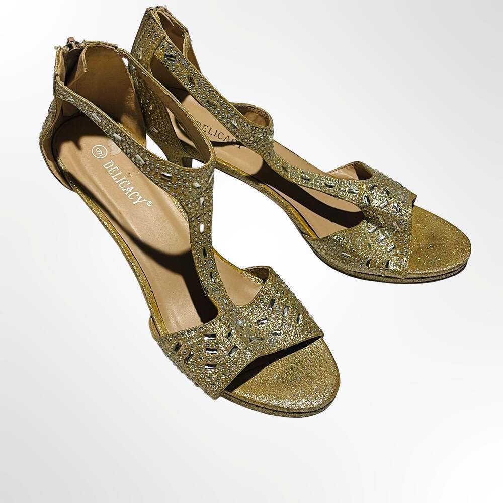 Delicacy Gold Glitter Rhinestone Embellished T-Strap Mid Heel Sandals, Size 9