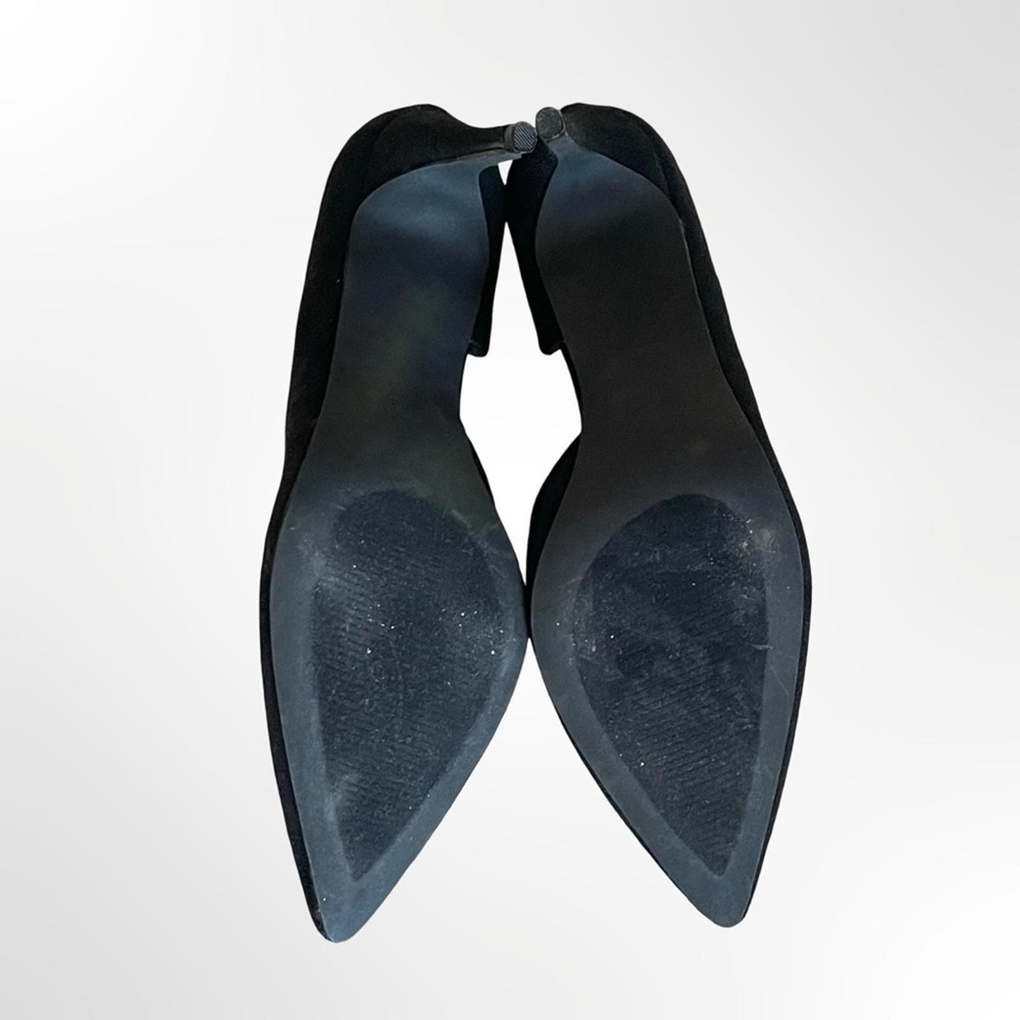 Cushionaire Classic Black Pointed Toe Pumps - Women size 8.5