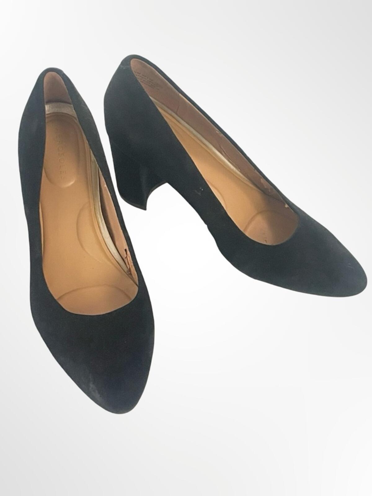 Classic Black Suede Mid-Heel Pumps Aeorosoles in size 7.5