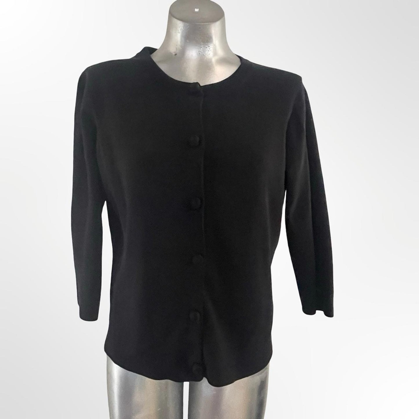 A very elegant Grace Elements Black Knit Sweater in size L