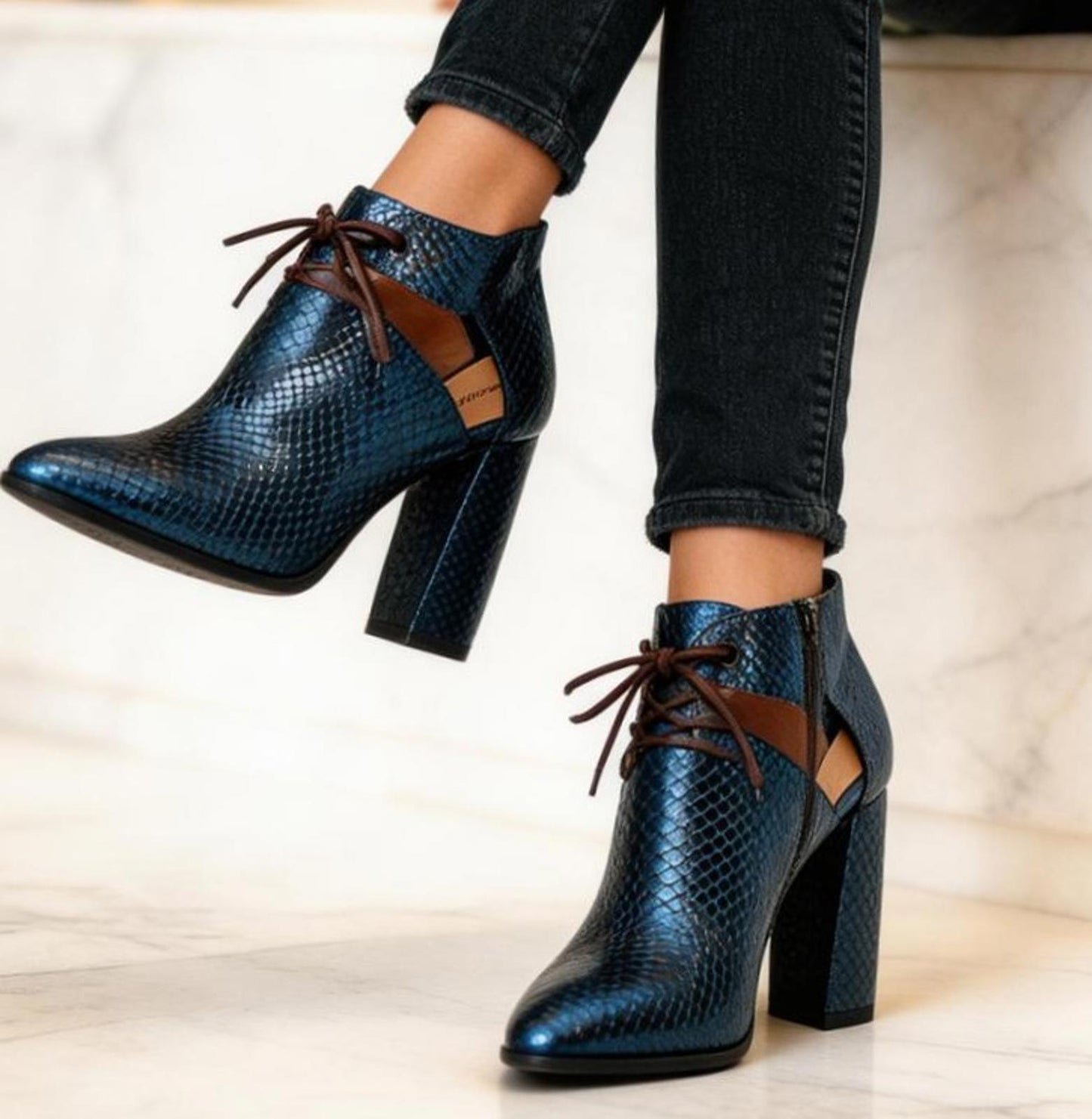 KK DODDS Pointed Toe Cutout Heels in Navy Snake Print in 6.5