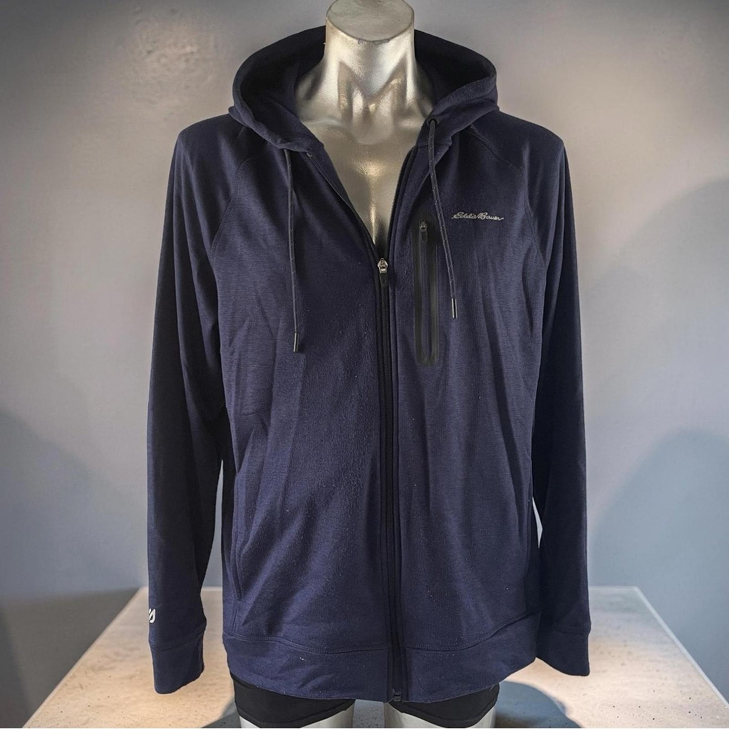 Eddie Bauer Men's Dark Blue Zip-Up Sweater size L